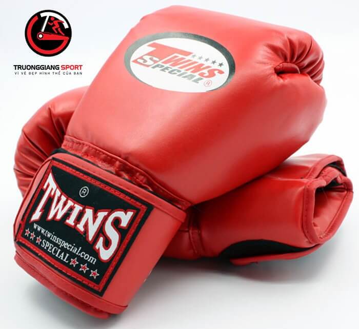 Găng tay Boxing là một dụng cụ thể thao bán chạy hàng đầu tại Trường Giang Group